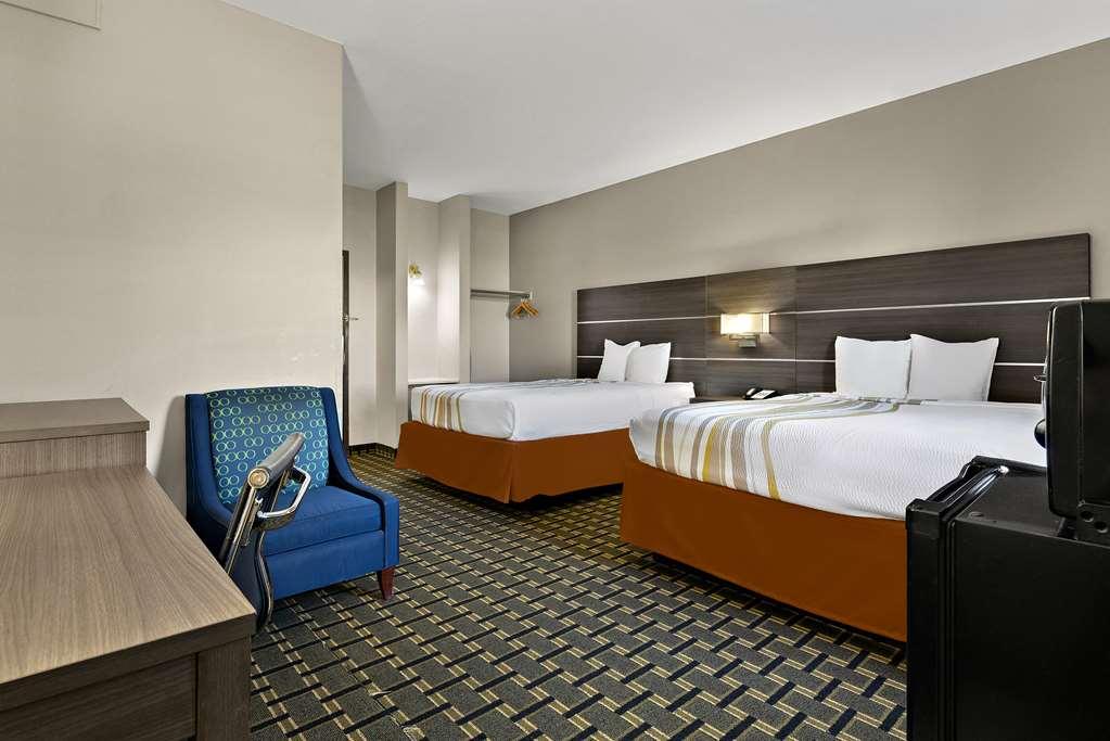 Surestay Plus Hotel By Best Western Tulsa East Номер фото