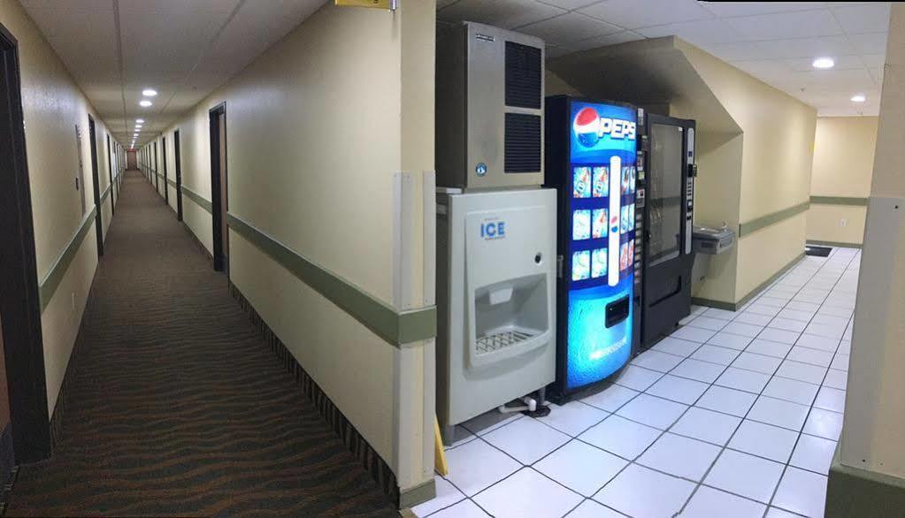 Surestay Plus Hotel By Best Western Tulsa East Інтер'єр фото